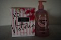 Комплект Victoria's Secret Eau De Parfum, снимка 1 - Дамски парфюми - 37179541