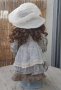 Порцеланова кукла със стойка , снимка 4