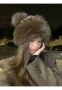 Дамска шапка с ушички, снимка 2