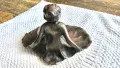 Малка антикварна метална фигура на жена, снимка 5