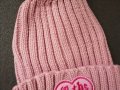 Дамска зимна плетена шапка с помпон и бродерия сърце с надпис "in the mood" в розов цвят , снимка 6