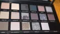 Huda Beauty Pretty Grunge Palette, снимка 8
