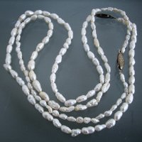 Колие естествени перли два броя , снимка 3 - Колиета, медальони, синджири - 39664361