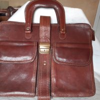 Италианска чанта от естествена кожа, снимка 1 - Чанти - 29735245