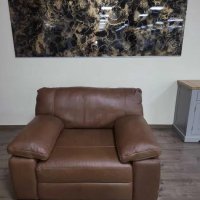 Голям кафяв кожен фотьойл, снимка 3 - Дивани и мека мебел - 44438973