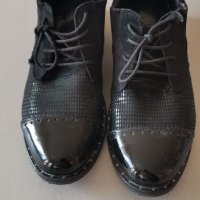 Дамски ежедневни черни обувки от естествена кожа и велур Lavorazione Artigiana - 39 номер, снимка 4 - Дамски ежедневни обувки - 32076921