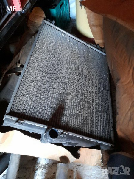 Воден радиатор за бмв е46 автоматик, снимка 1