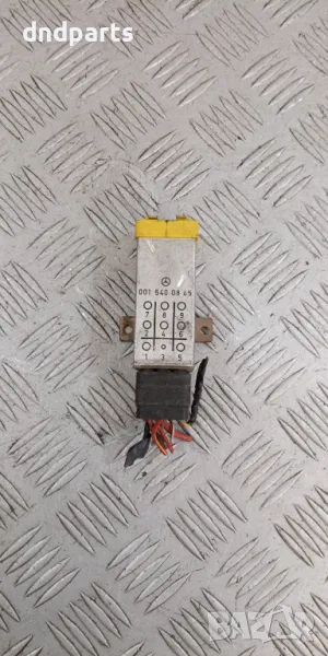 Реле Mercedes C250TD W202 1997г. 0015400845, снимка 1
