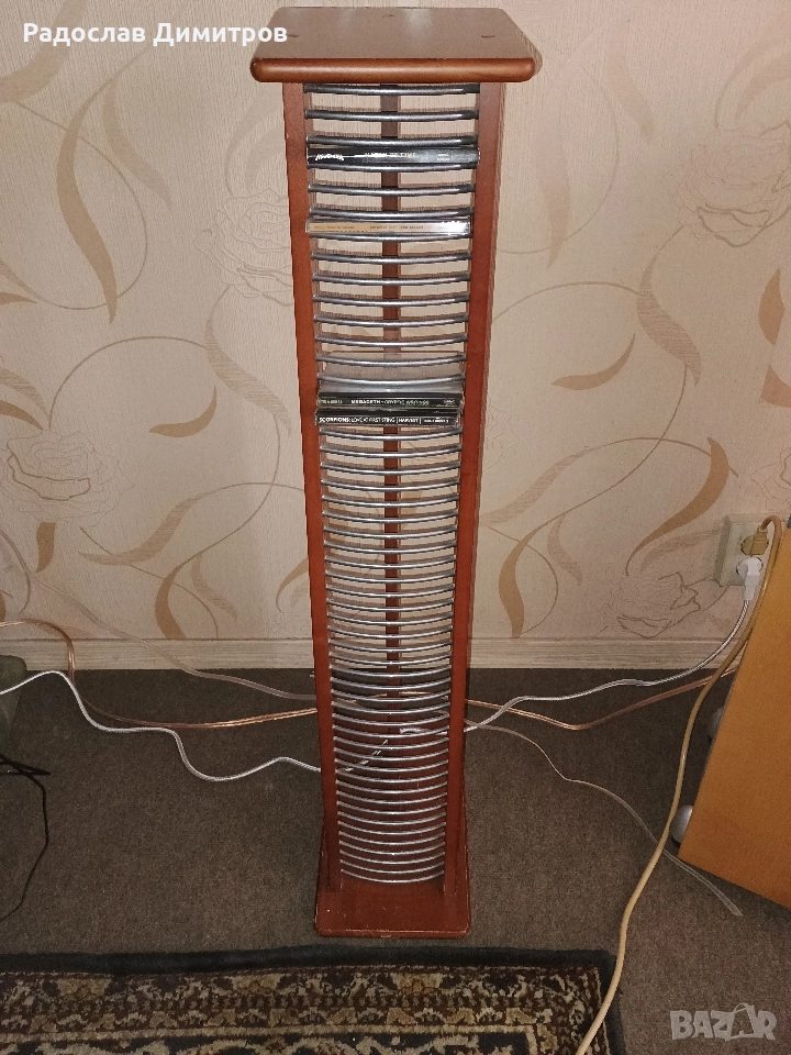 Поставка ,стойка за дискове , снимка 1