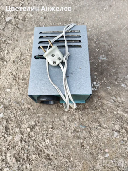 Старо апаратче за прожекции , снимка 1