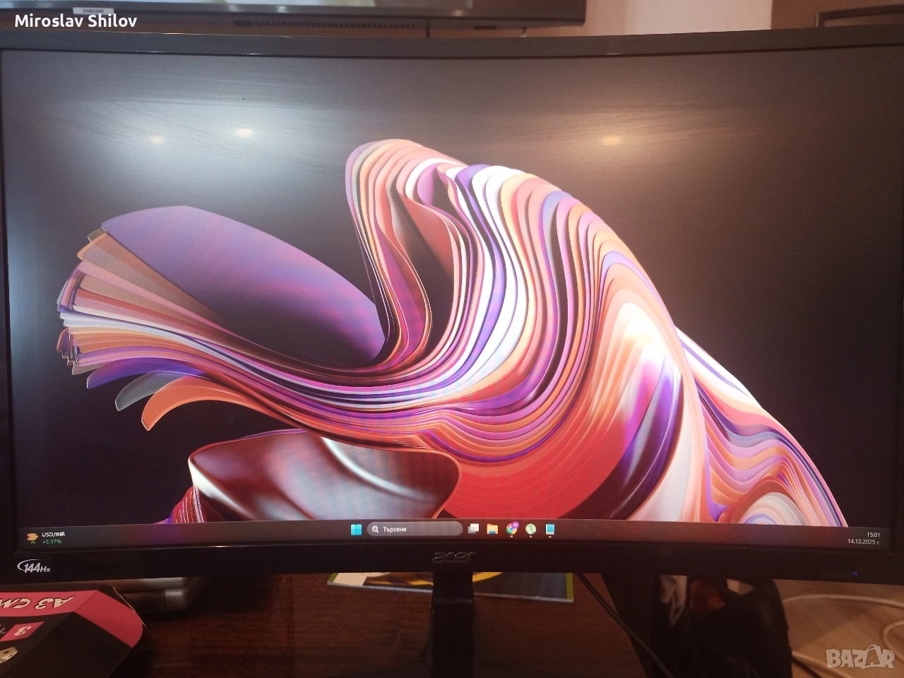 LED монитор извит 24" Acer, снимка 1