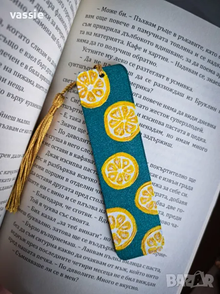 Ръчно рисуван дървен книгоразделител, снимка 1