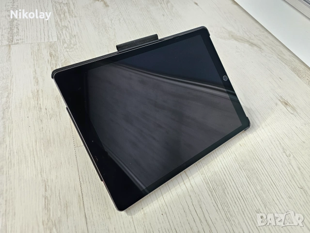 Apple iPad Pro 12.9 - заключен