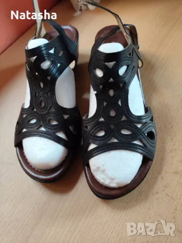 нови сандали