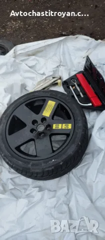 Комплект Резервна гума, триъгълник, крик и др. Audi A8 D3, снимка 1