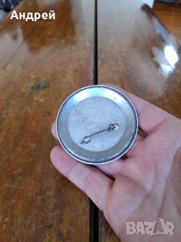 Стара значка ДФС Металург Перник, снимка 3 - Колекции - 40603002