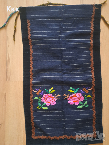 Автентични престилки, снимка 3 - Други ценни предмети - 44533914