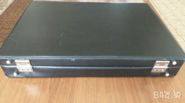 Дипломатическо куфарче от соца, снимка 3 - Антикварни и старинни предмети - 50951356