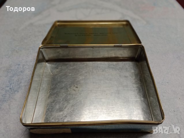Ретро винтидж метална кутия за бисквити made in England, снимка 2 - Други ценни предмети - 38155404