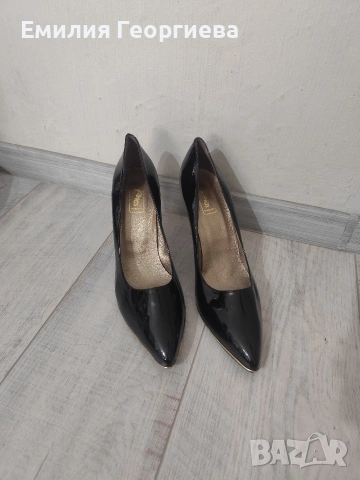 Дамски обувки 45 номер 