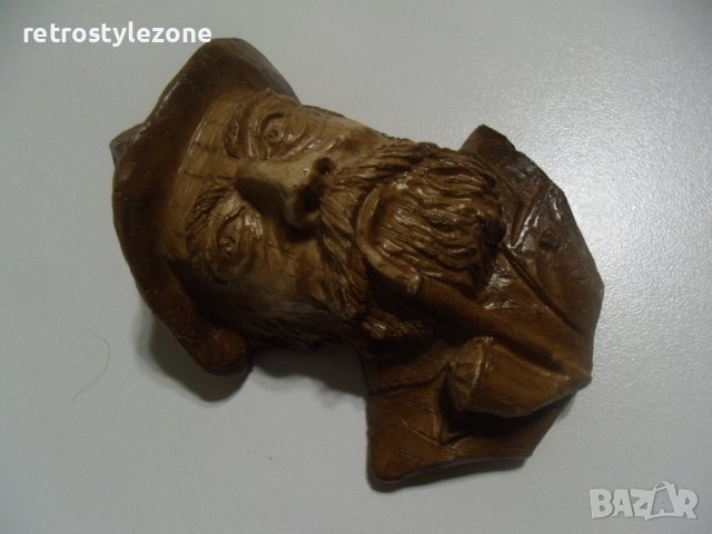 № 6445 стара фигура / пано . за стена  - размер 12 / 8,5 / 5 см   - синтетика / тип полеризин / , снимка 2 - Други ценни предмети - 37657878