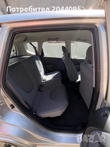 Продавам Honda Jazz регистрирана, снимка 6 - Автомобили и джипове - 54128363