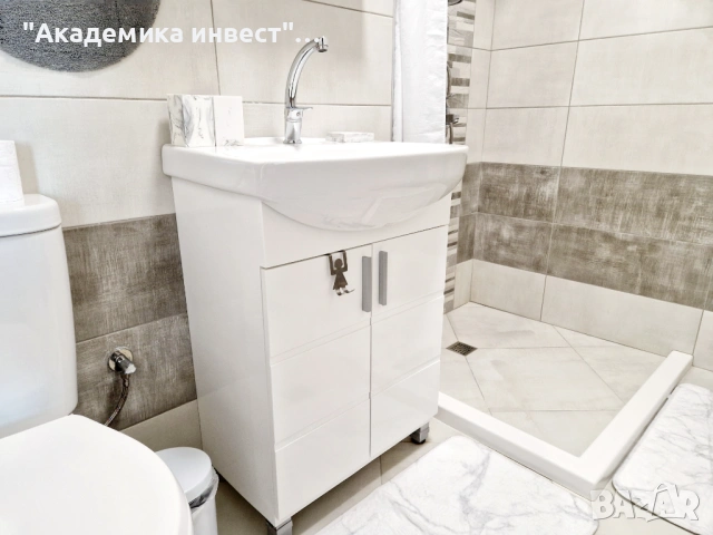 Двустаен апартамент за 1 до 5-ма с паркомясто, Комплекс Папая, до болница Света Марина и Света Петка, снимка 15 - Квартири, нощувки - 53945244