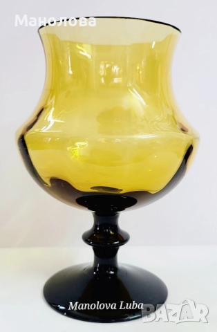 Кехлибарена ваза/бокал Empoli Art Glass Италия.