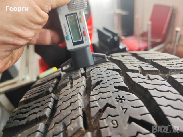 4бр.зимни гуми 215/60/17 Nokian, снимка 2 - Гуми и джанти - 54170856