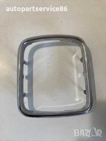 Облицовка около селектор на скорости за Mercedes B Class W245 B170 (2008) PP169267061