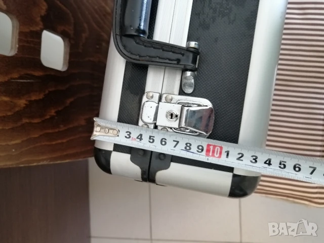 Алуминиев куфар за фотографска техника, инструменти и др. , снимка 7 - Куфари с инструменти - 51156097