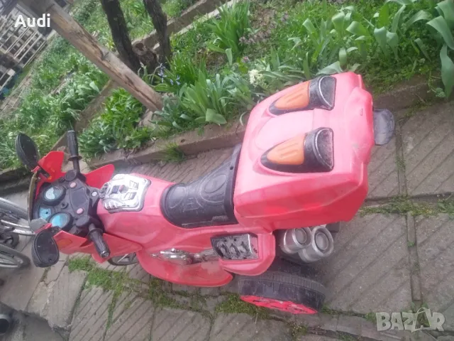 Детска електрическа триколка. Цената е съобразена със състоянието. За предпочитане е вземане от гр. , снимка 8 - Детски велосипеди, триколки и коли - 49526973