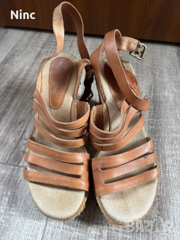 Дамски сандали Timberland 37, снимка 2 - Сандали - 54042654