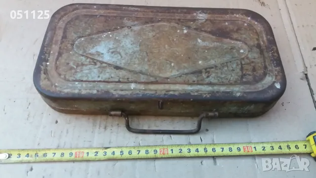 масивна метална кути за инструменти 