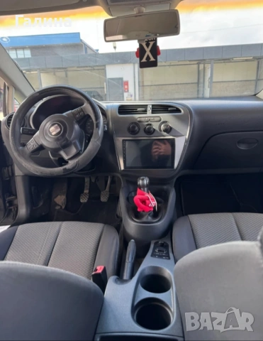 Siat Leon , снимка 11 - Автомобили и джипове - 54291686
