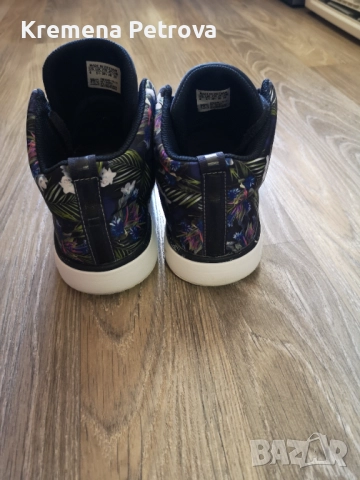 Adidas Veritas Mid K S82861 Ntnavy Ftwwht, размер 38 2/, снимка 2 - Маратонки - 51563791