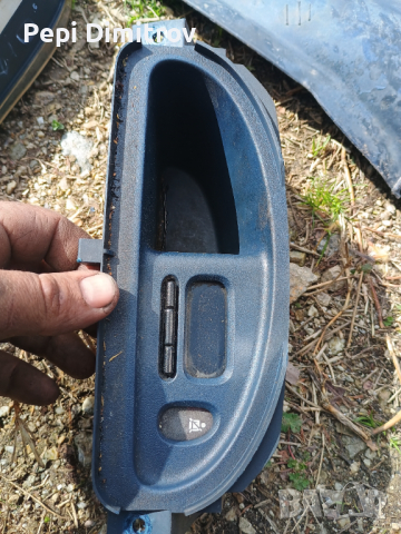 Оригинален часовник Renault Clio II Kangoo. 7700421038 , снимка 2 - Части - 44747345