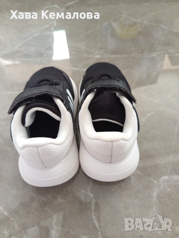 Маратонки Адидас 20 размер , снимка 2 - Детски маратонки - 53881726