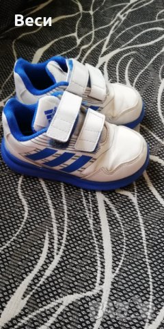 Детски маратонки адидас , снимка 3 - Детски маратонки - 34235423