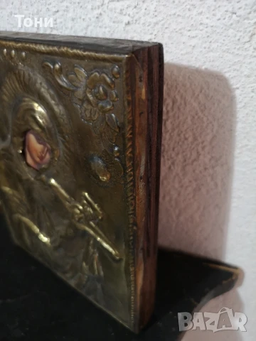 Гръцка икона Богородица-мед , снимка 2 - Антикварни и старинни предмети - 51155922