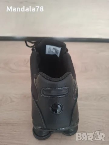 Продавам нови оригинални мъжки маратонки Nike Shox Nz., снимка 4 - Маратонки - 55934131