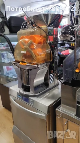 Професионална Фреш Машина Zumex SPEED PRO SELF, снимка 8 - Машини за сок - 50830728