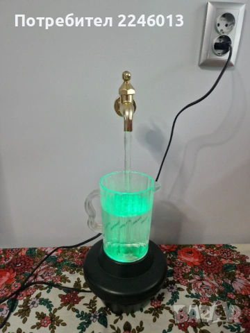 Интересна нощна лампа-чешмичка, снимка 4 - Настолни лампи - 37882382