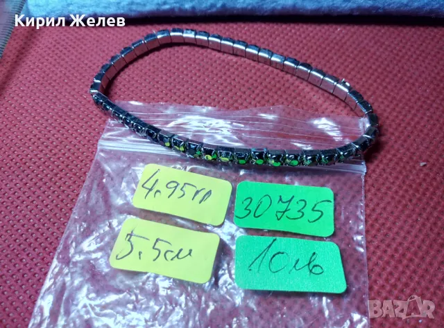 НЕЖНА ПОСРЕБРЕНА ЕЛАСТИЧНА ГРИВНА с ФАСЕТИРАНИ КАМЪЧЕТА КРИСТАЛЧЕТА 30735, снимка 4 - Гривни - 47316200