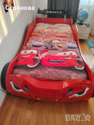 Продавам легло кола с матрак