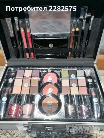 Метално куфарче с гримове с немско качество , снимка 5 - Комплекти и лотове - 38881857