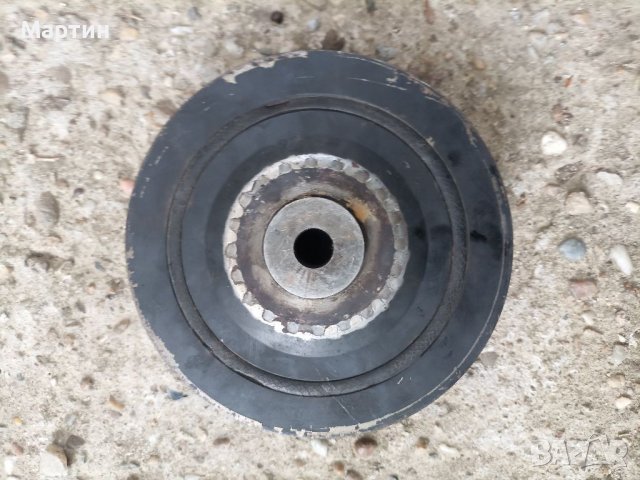 Шайба ( зъбно колело ) на коляновият вал за Рено Меган Сценик - дизел ,1.9 ДТИ DTI - 98 к.с., снимка 1