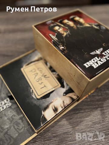2 Steelbooks ГАДНИ КОПИЛЕТА - INGLORIOUS BASTERDS Ultra Limited DELUXE One Click Steelbooks Edition, снимка 13 - Blu-Ray филми - 44286524