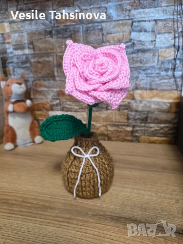 Ръчно плетени цветя, снимка 4 - Изкуствени цветя - 54245685