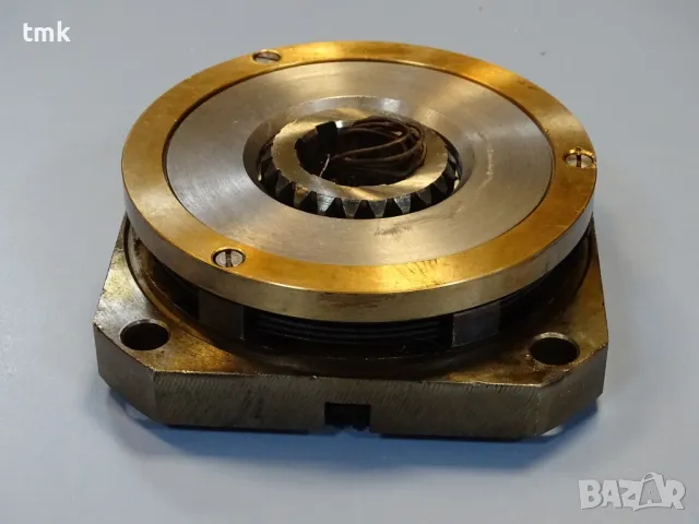 Съединител електромагнитен ETM-106 2H (ЭТМ-106 2Н) electromagnetic multi-plate clutch 24VDC, снимка 5 - Резервни части за машини - 47490380